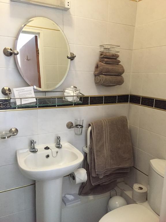 Bed and Breakfast The Maples Hythe  Zimmer foto