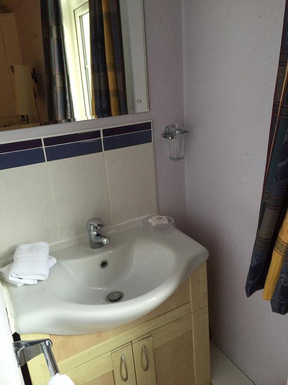 Bed and Breakfast The Maples Hythe  Zimmer foto